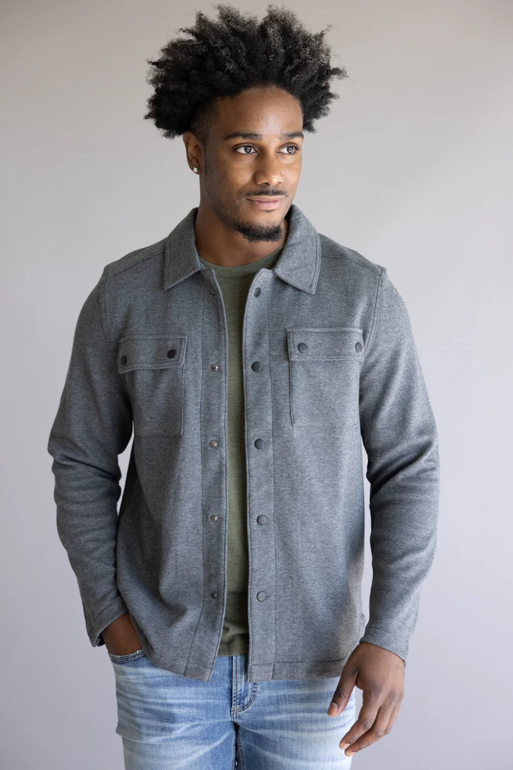 1897 Original Solid Knit Shacket for Men in Charcoal | 5PJ2512M-CHARCOAL