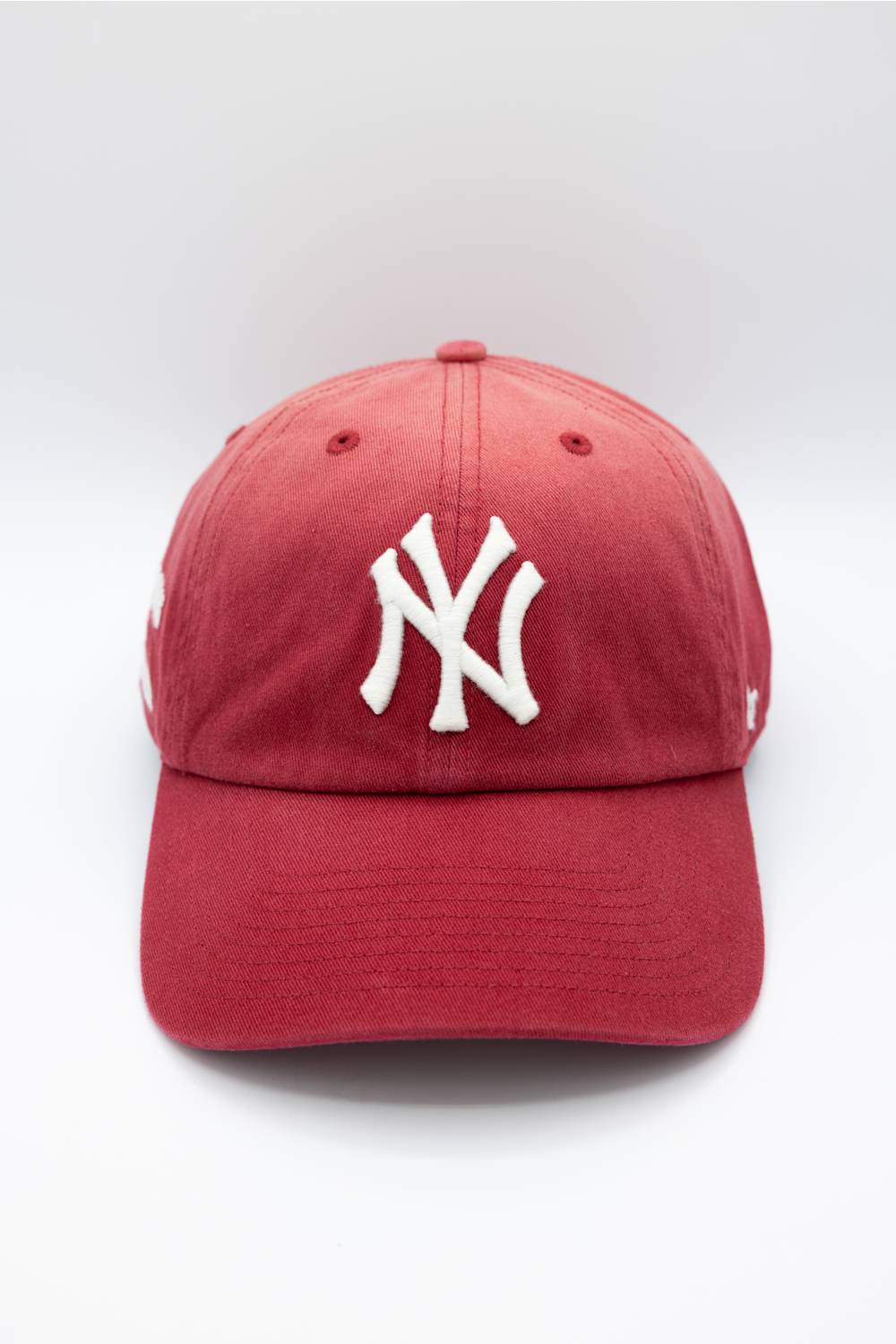 47 New York Yankees Truro Clean Up Hat in Cayenne | B-TRURO17GWS-XY