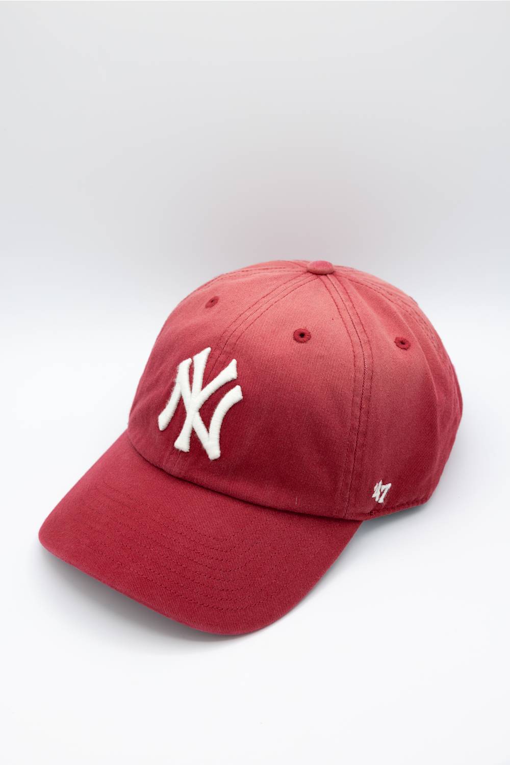 47 New York Yankees Truro Clean Up Hat in Cayenne | B-TRURO17GWS-XY - Image 4
