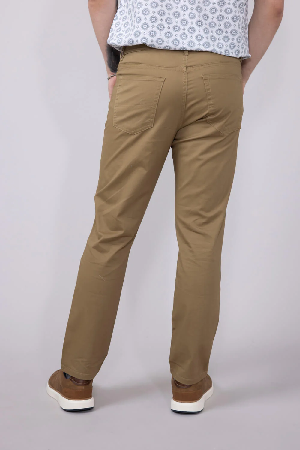 Copper & Oak Leaders Pants for Men in Khaki | K5S817-262-KHAKI - Image 2