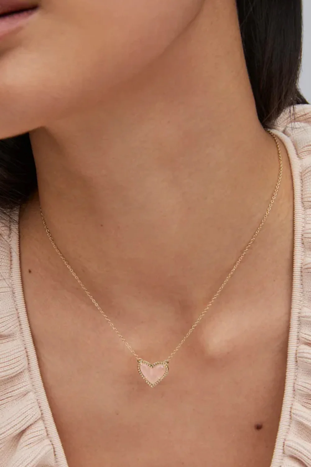 Kendra Scott Ari Heart Gold Pendant Necklace in Rose Quartz | 4217717841