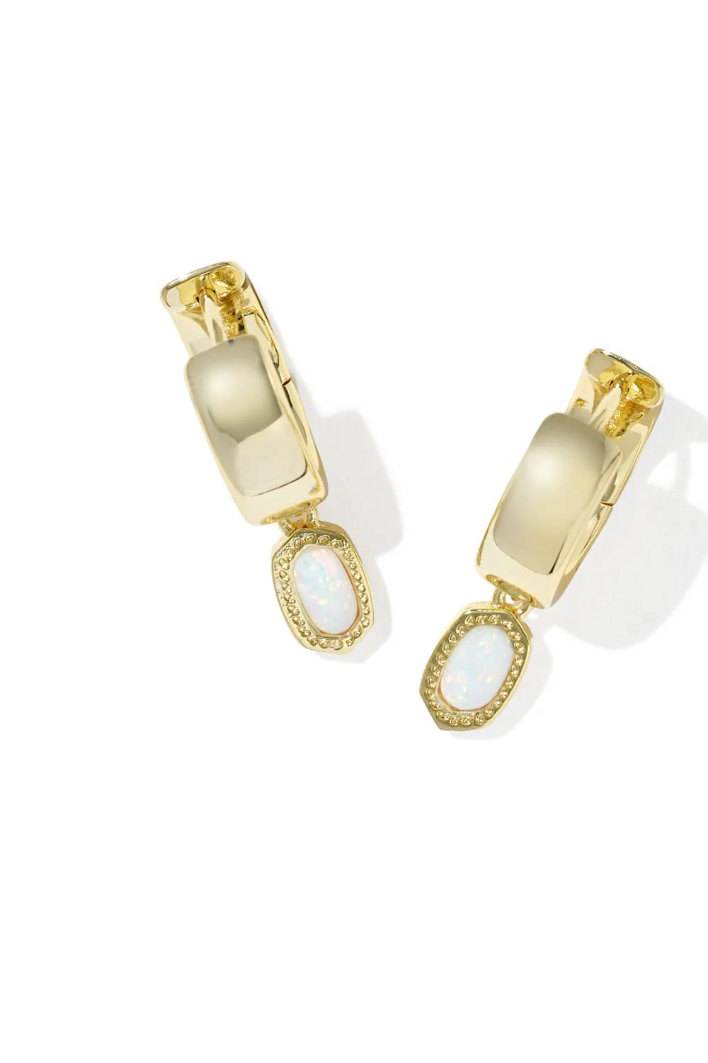 Kendra Scott Ellie Wide Huggie Gold Earrings
