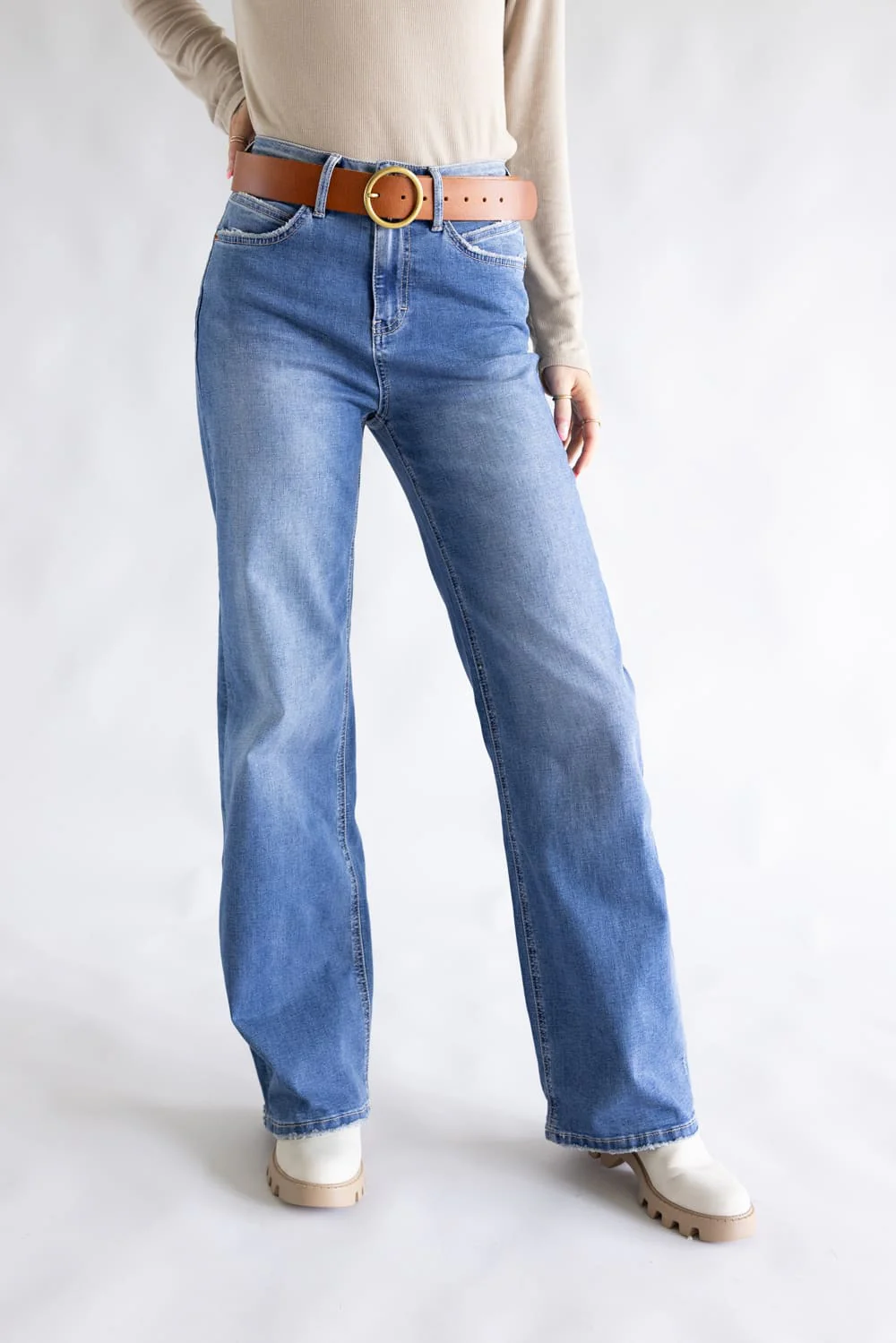 Mica High-Rise Medium Wash Clean Wide Leg Jeans for Women | MDP-W3567B - Image 2