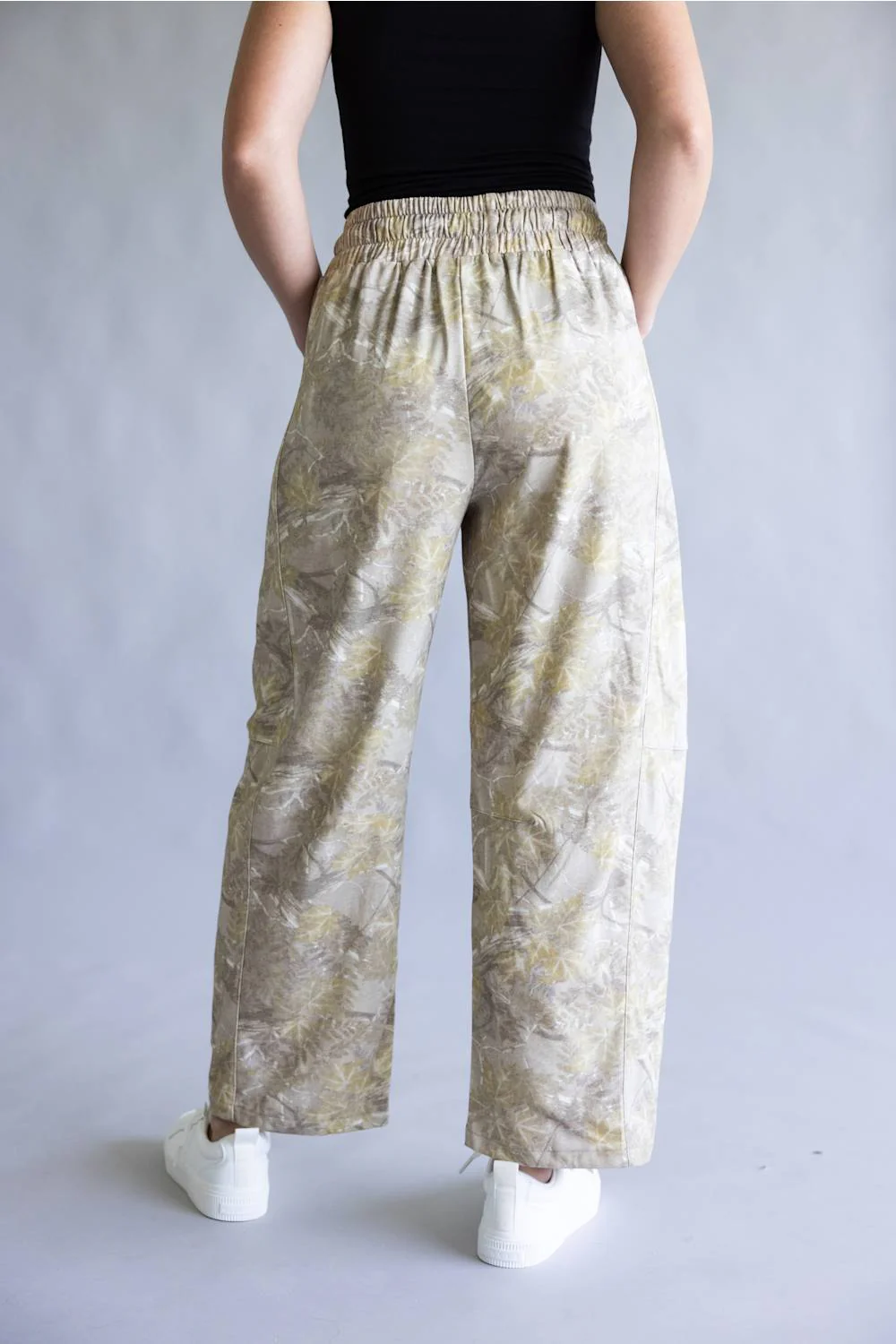 New In Camo Barrel Sweatpants for Women in Taupe Mix | NP71005-TAUPEMIX - Image 4