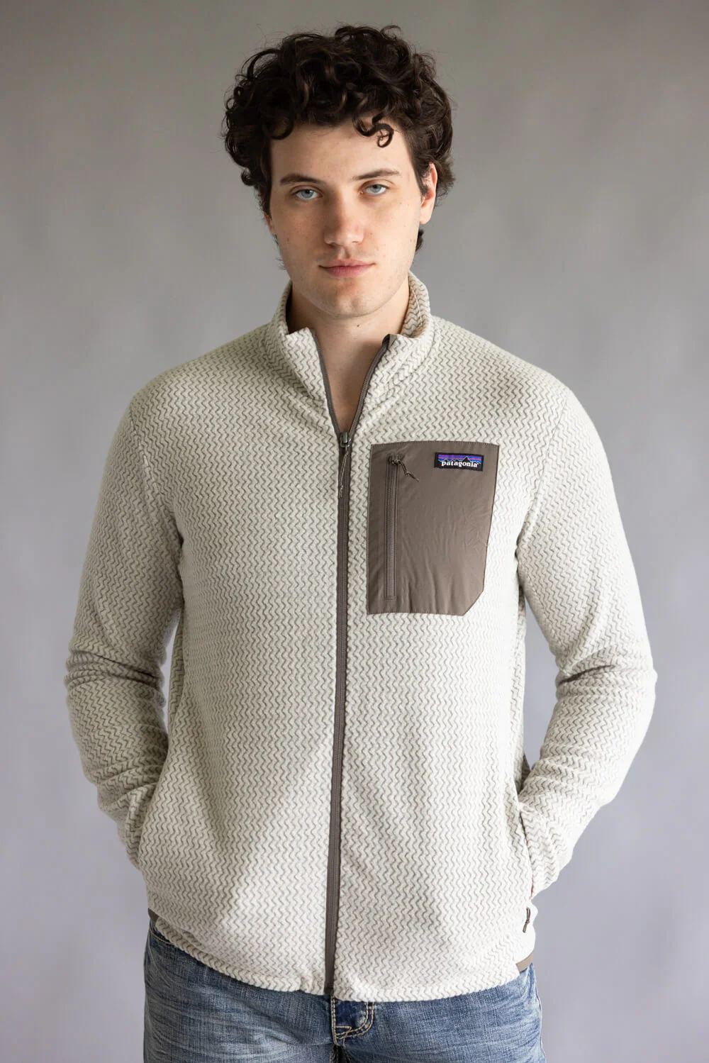 Patagonia Men’s R1 Air Jacket in Pelican | 40275-PLCN PELICAN
