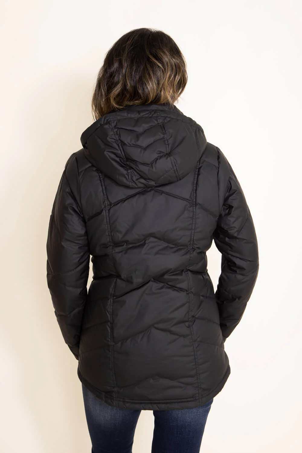 Patagonia Women’s Down With It Jacket in Black | 28041-BLK - Image 2