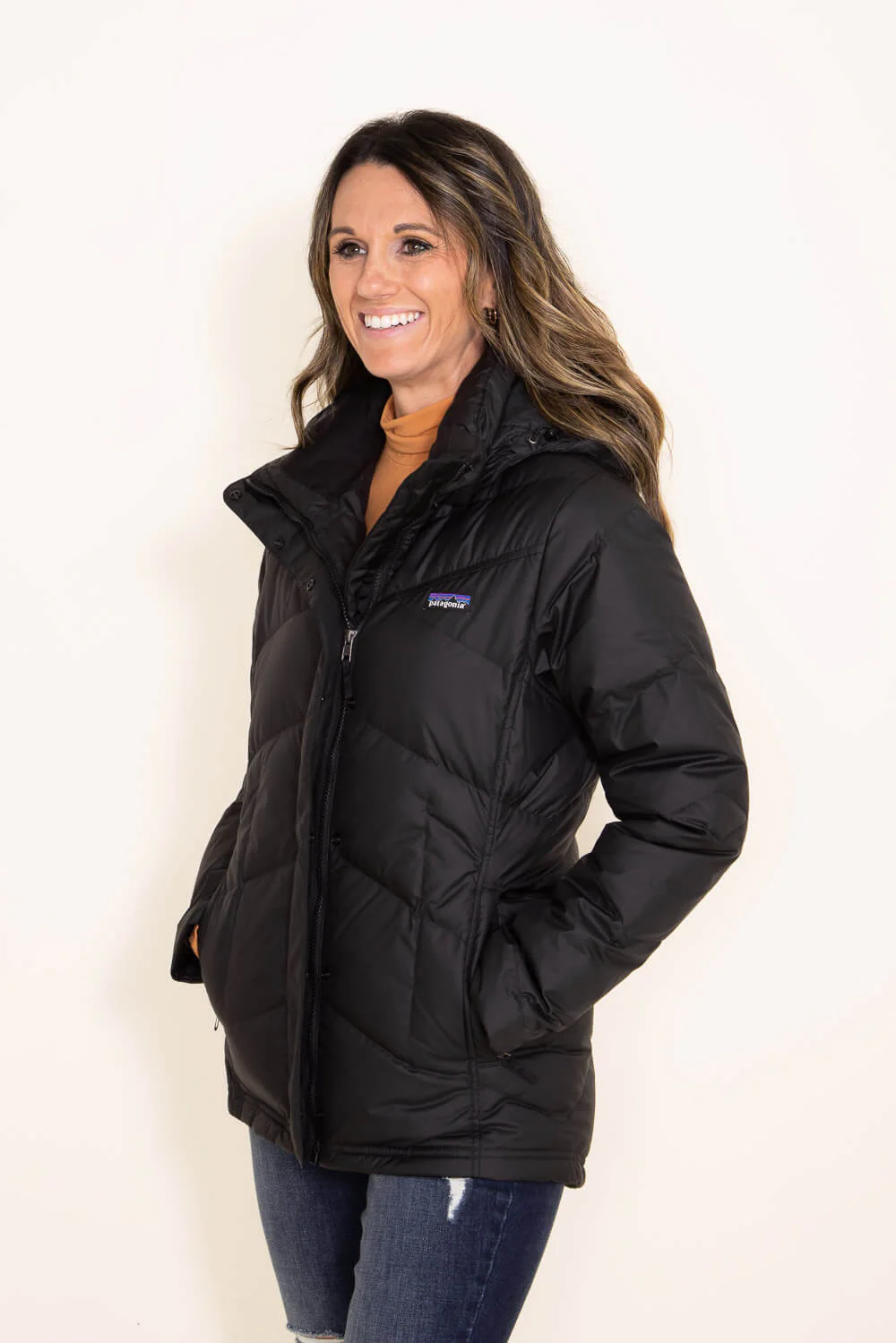 Patagonia Women’s Down With It Jacket in Black | 28041-BLK - Image 3