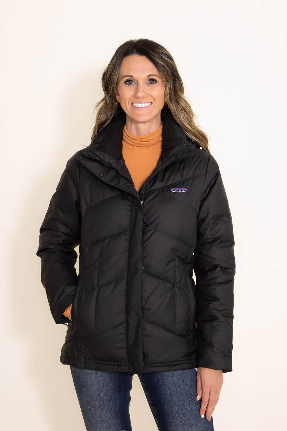 Patagonia Women’s Down With It Jacket in Black | 28041-BLK - Image 4