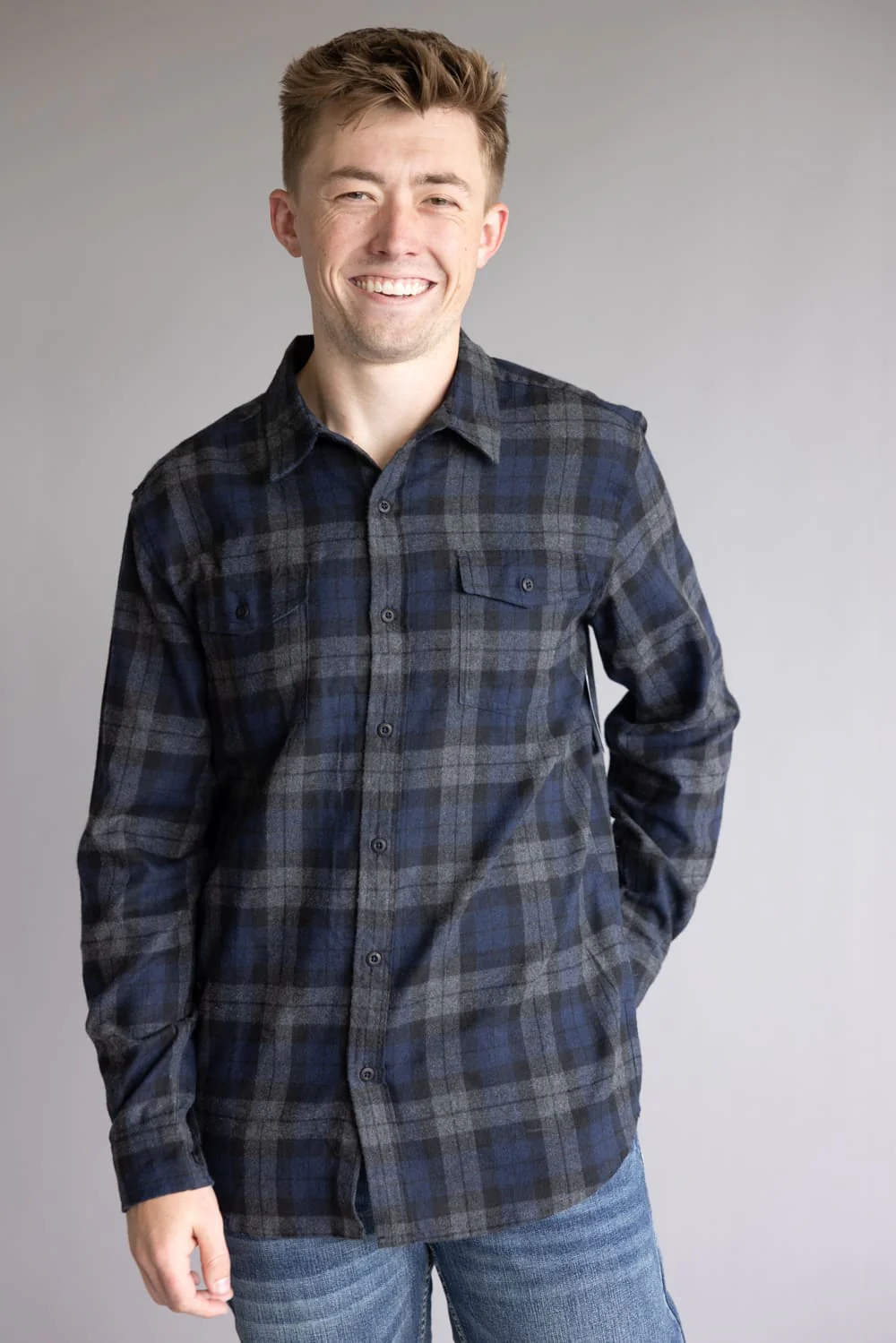 Split Plaid Flannel Shirt for Men - Image 6