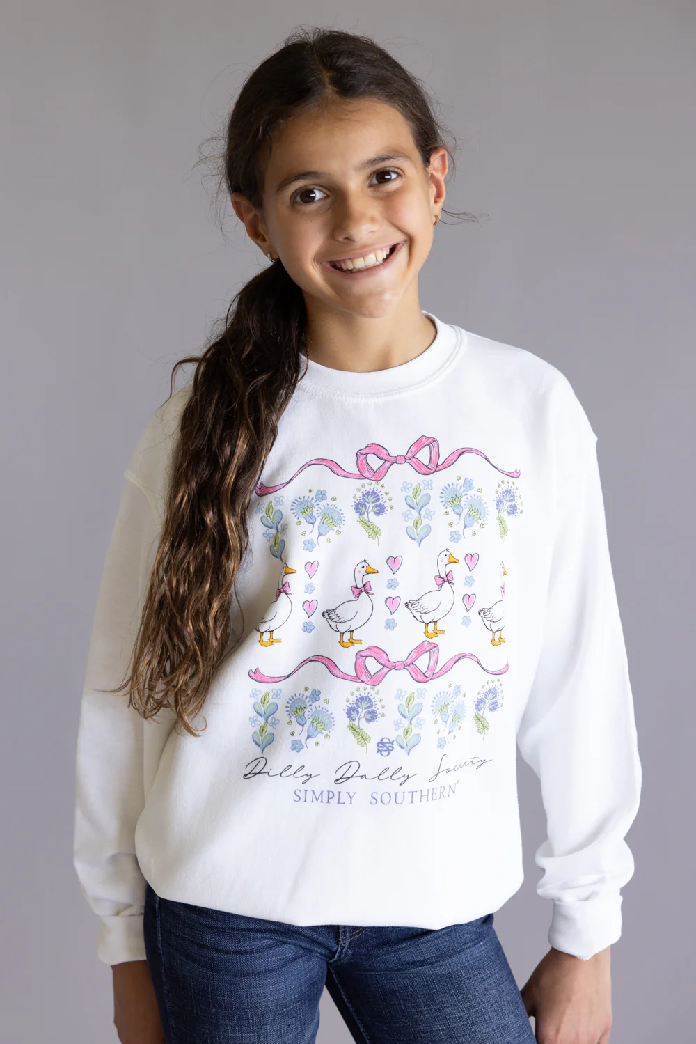 Simply Southern Youth Dilly Dally Goose Crewneck for Girls in White | YTH-CREW-DILLY-WHITE