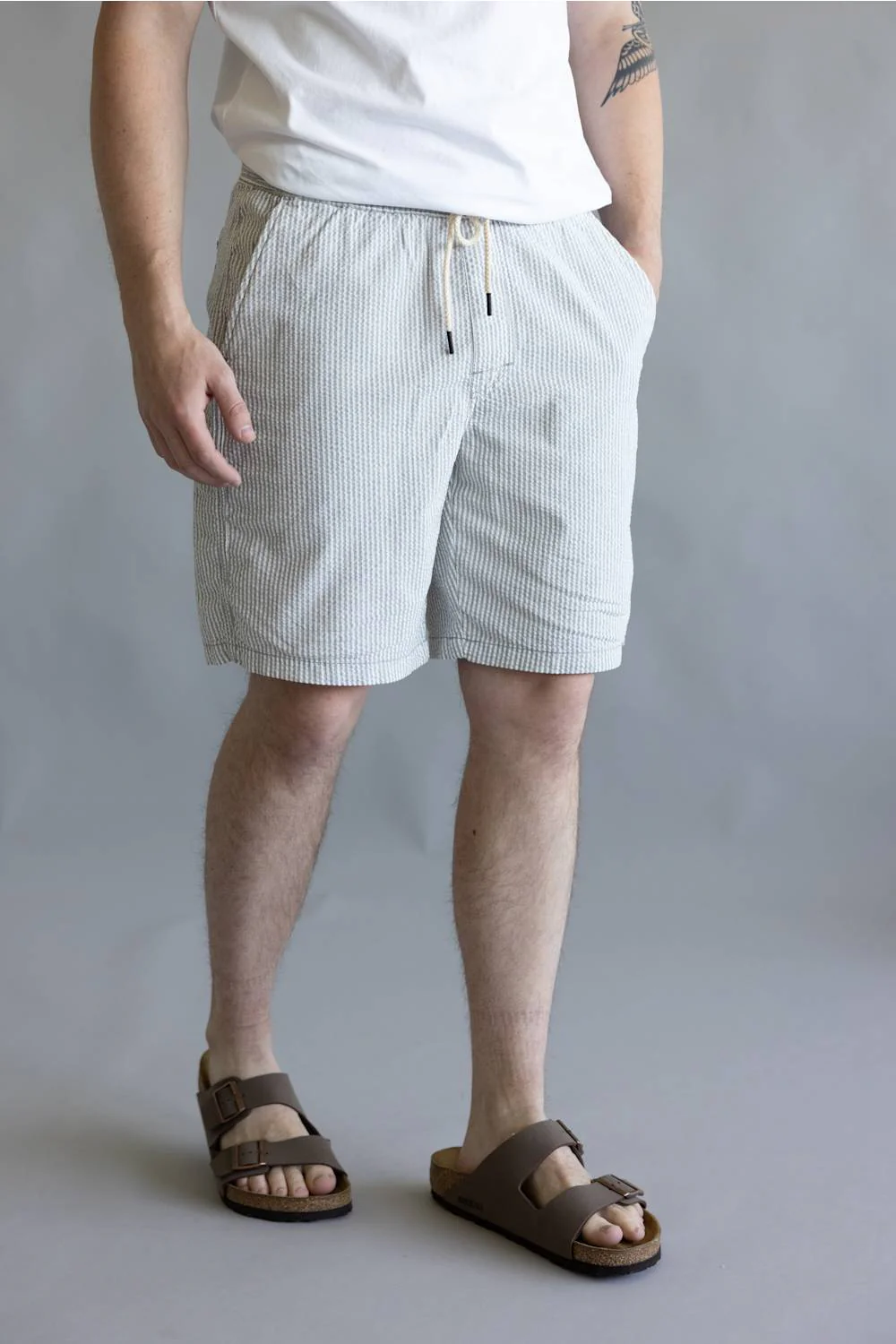 Union Paloma Seersucker 8” Shorts for Men in White | H181K2T-WHITE - Image 2