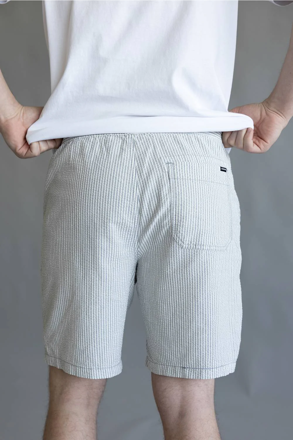 Union Paloma Seersucker 8” Shorts for Men in White | H181K2T-WHITE - Image 4