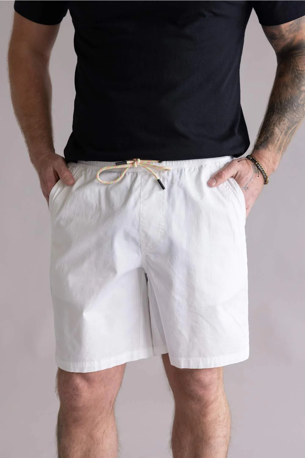 Union Sunsational 8” Shorts for Men in White | H18OUYD-WHITE