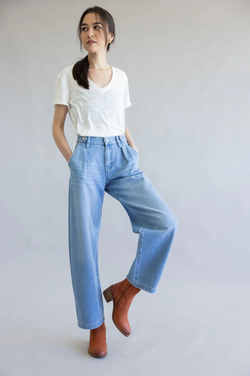 Vervet High Rise Pleated Barrel Jeans for Women | V3617 - Image 4