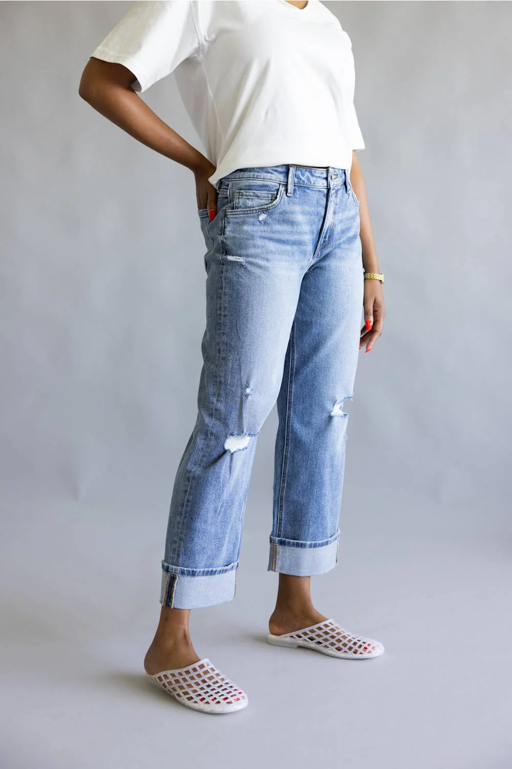 Vervet Mid Rise Cropped Straight Leg Cuff Jeans for Women | T7465 - Image 2